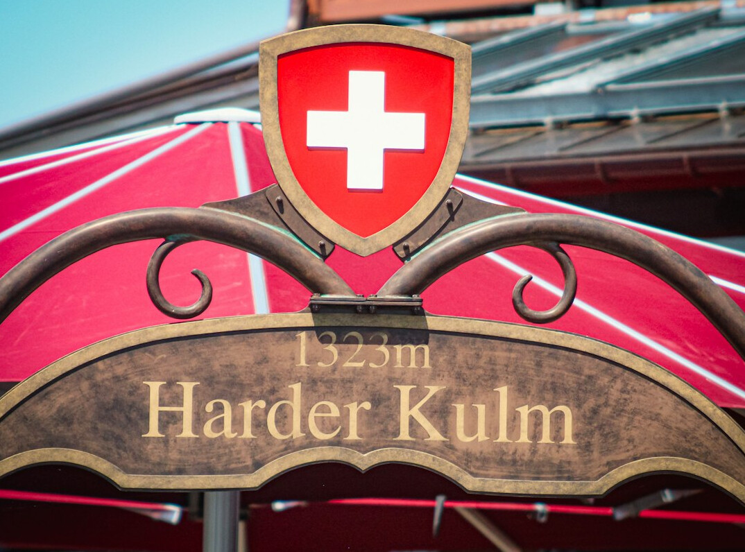 Portrait d'un homme suisse, historien de la publicité
